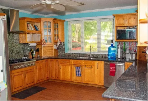 Pear Street 13 New Providence Paradise Island BS