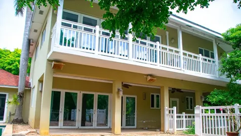 Pear Street 13 New Providence Paradise Island BS