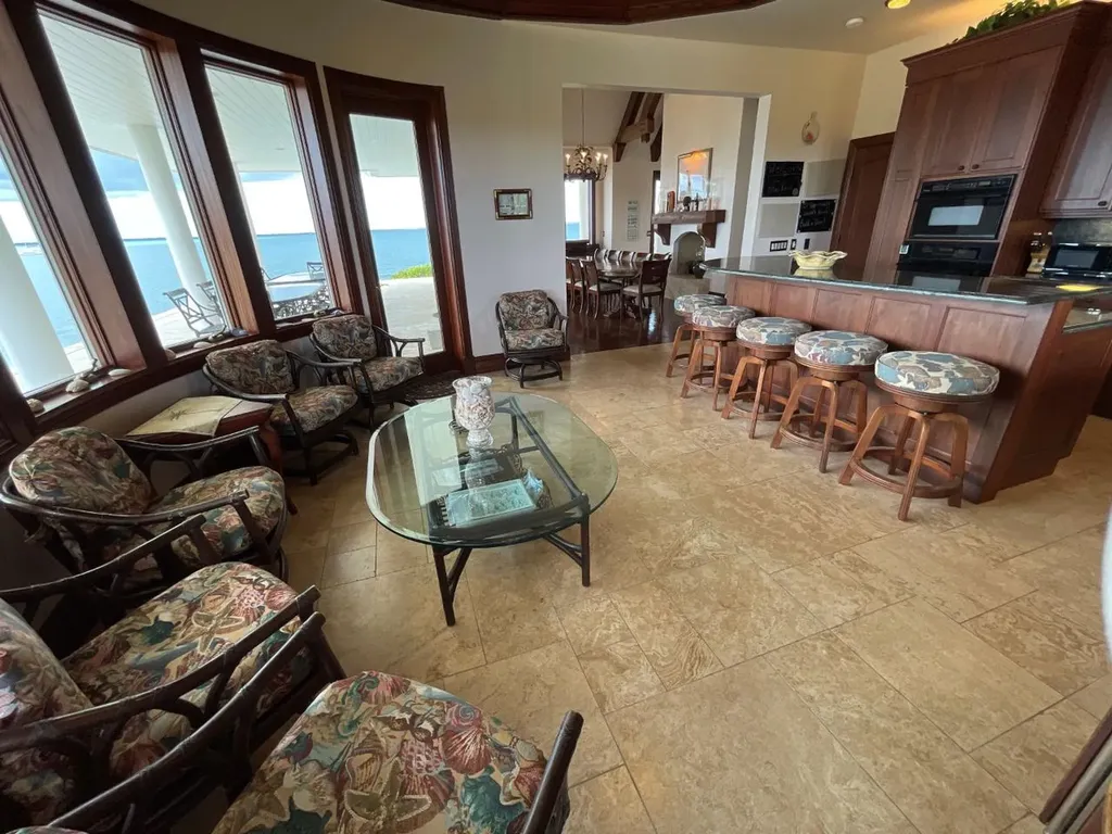 Tilloo Pond Estate Abaco BS