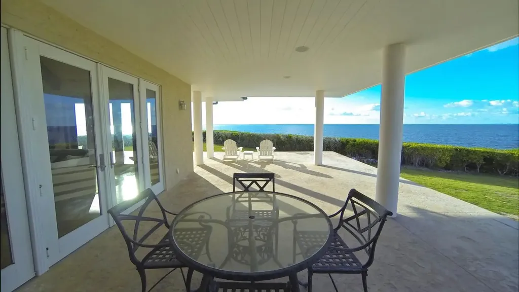 Tilloo Pond Estate Abaco BS