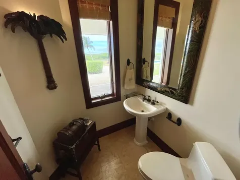 Tilloo Pond Estate Abaco BS