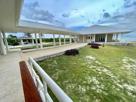 Tilloo Pond Estate Abaco BS