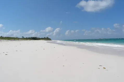 Plage Rose Beachfront Lot Eleuthera BS