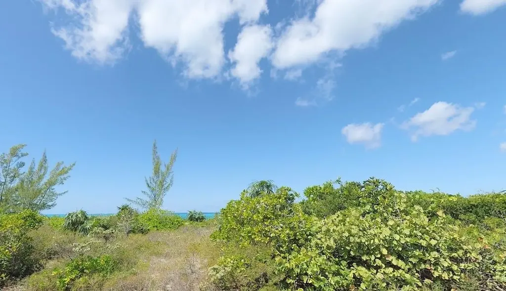 Lot 2, San Salvador San Salvador BS