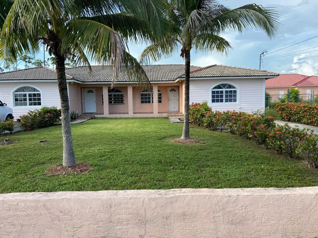 Churchill 2 Grand Bahama Freeport BS