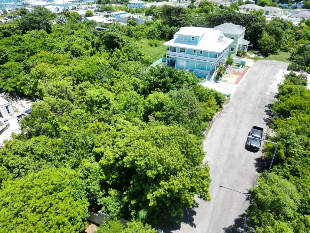 Sunrise Bay 37 Abaco BS