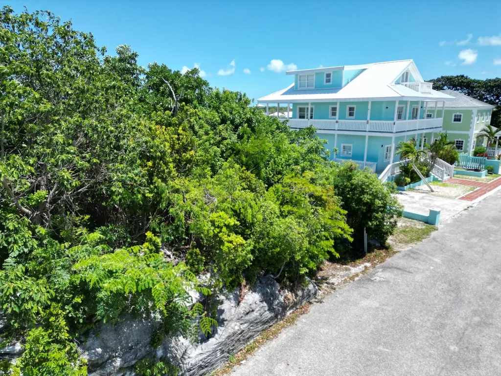 Sunrise Bay 37 Abaco BS