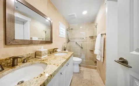 Twin Beaches, Cat Cay Cat Cay BS