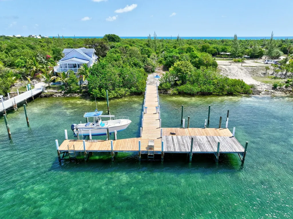 The Leeward Yacht Club Abaco BS
