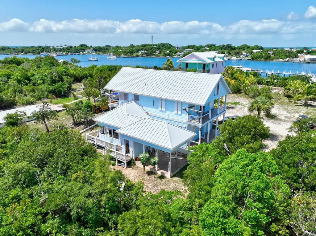 The Leeward Yacht Club Abaco BS