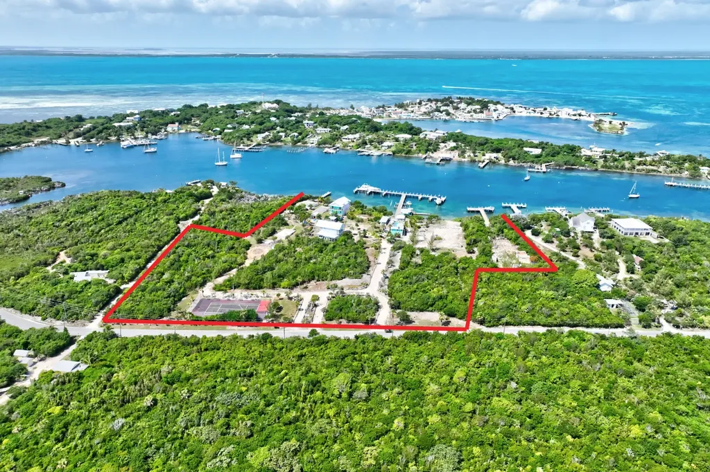 The Leeward Yacht Club Abaco BS