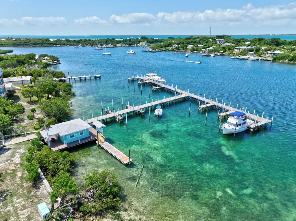 The Leeward Yacht Club Abaco BS