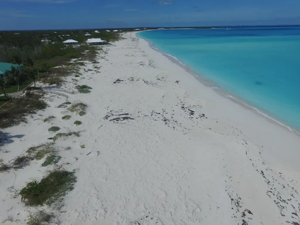 Banyan Crescent, Lot 9, Blk Abaco BS