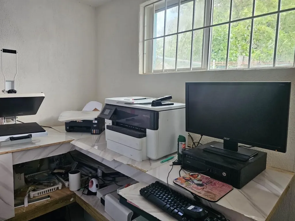 Coconut Grove Cot-mowc 23 New Providence Paradise Island BS