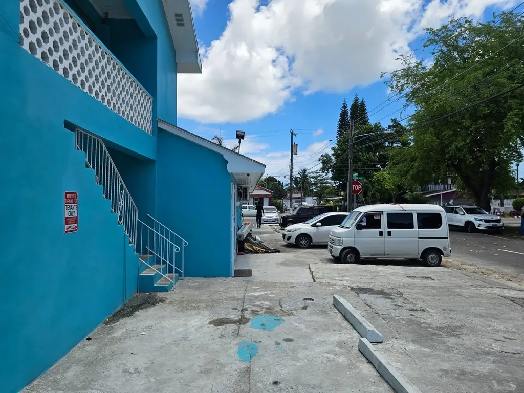 Coconut Grove Cot-mowc 23 New Providence Paradise Island BS