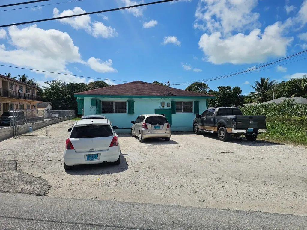 Malcolm Allotments 13 New Providence Paradise Island BS