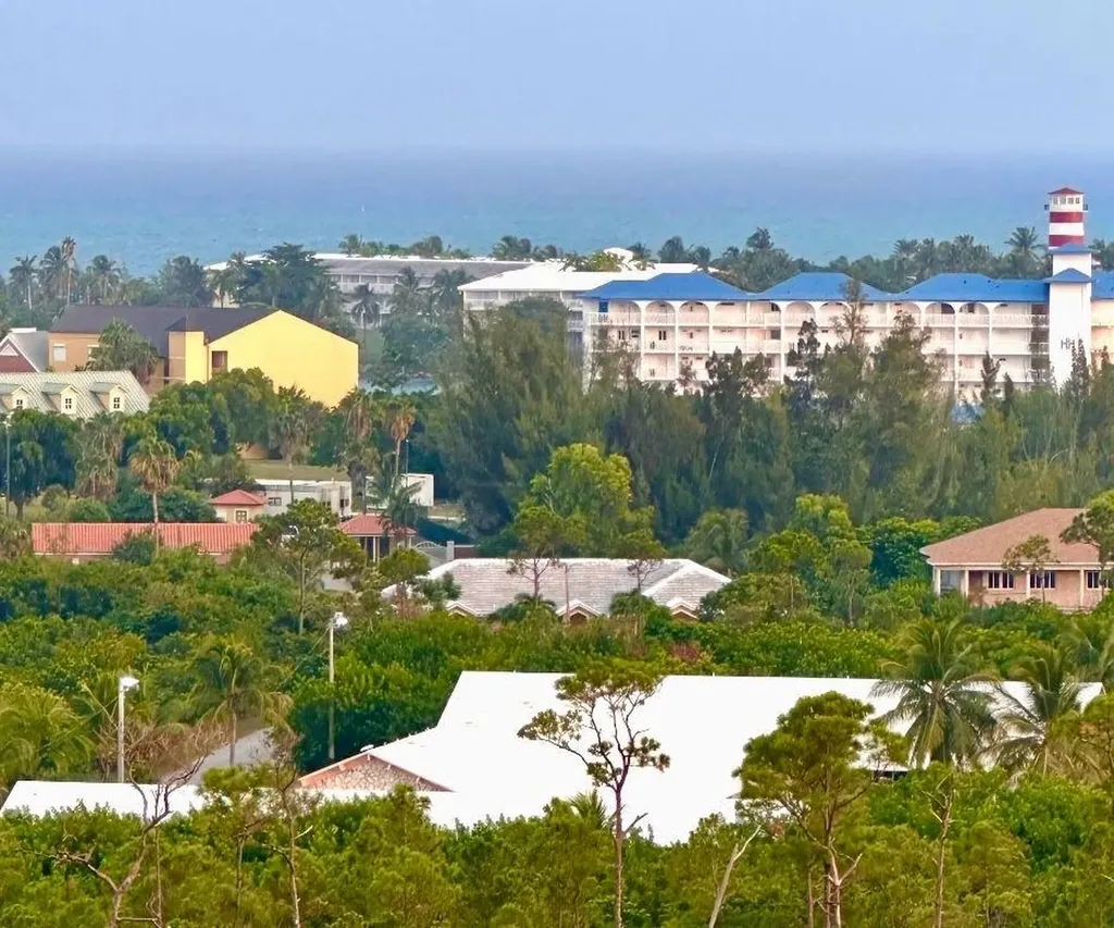 Albacore Drive, Freeport, Grand Bahama Freeport BS