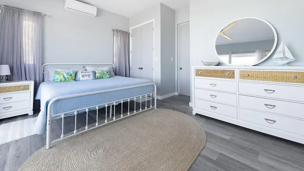 Beachfront Estate Eleuthera BS