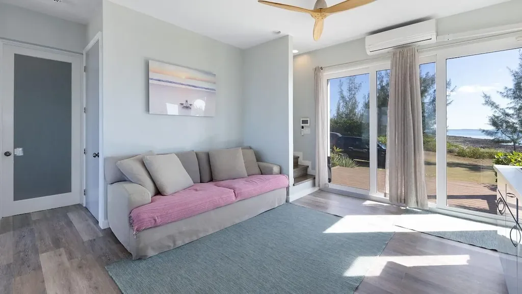 Beachfront Estate Eleuthera BS