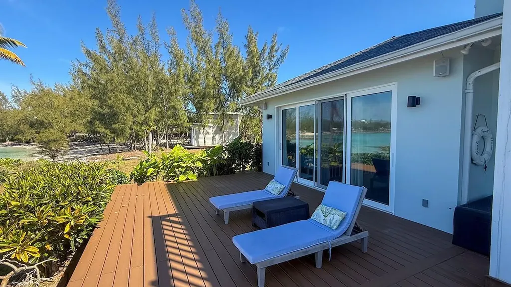 Beachfront Estate Eleuthera BS