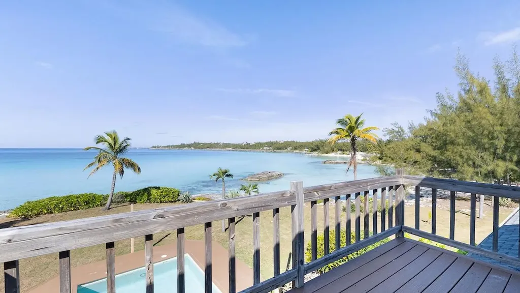 Beachfront Estate Eleuthera BS