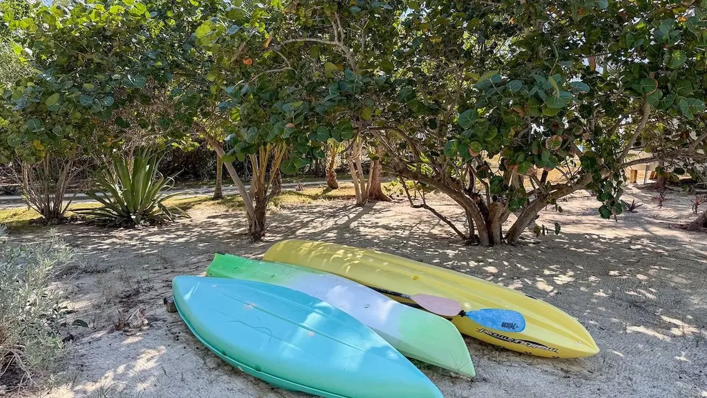 Beachfront Estate Eleuthera BS