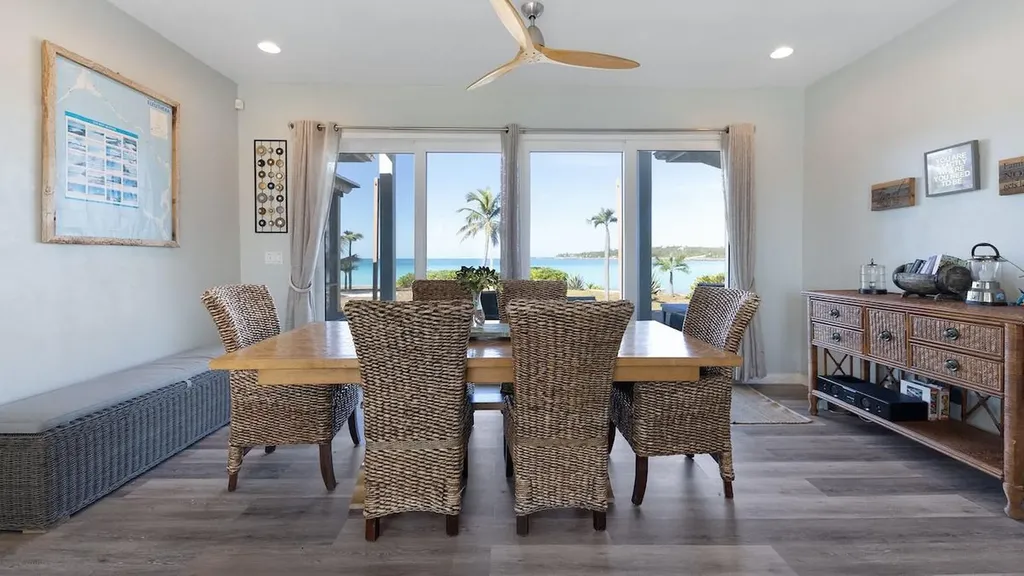 Beachfront Estate Eleuthera BS