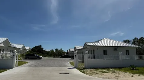 Cadwallader 17 Grand Bahama Freeport BS