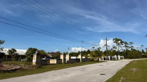 Cadwallader 17 Grand Bahama Freeport BS