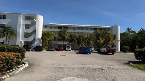 Cadwallader 17 Grand Bahama Freeport BS