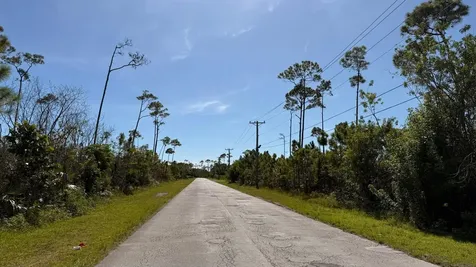 Cadwallader Drive 16 Grand Bahama Freeport BS