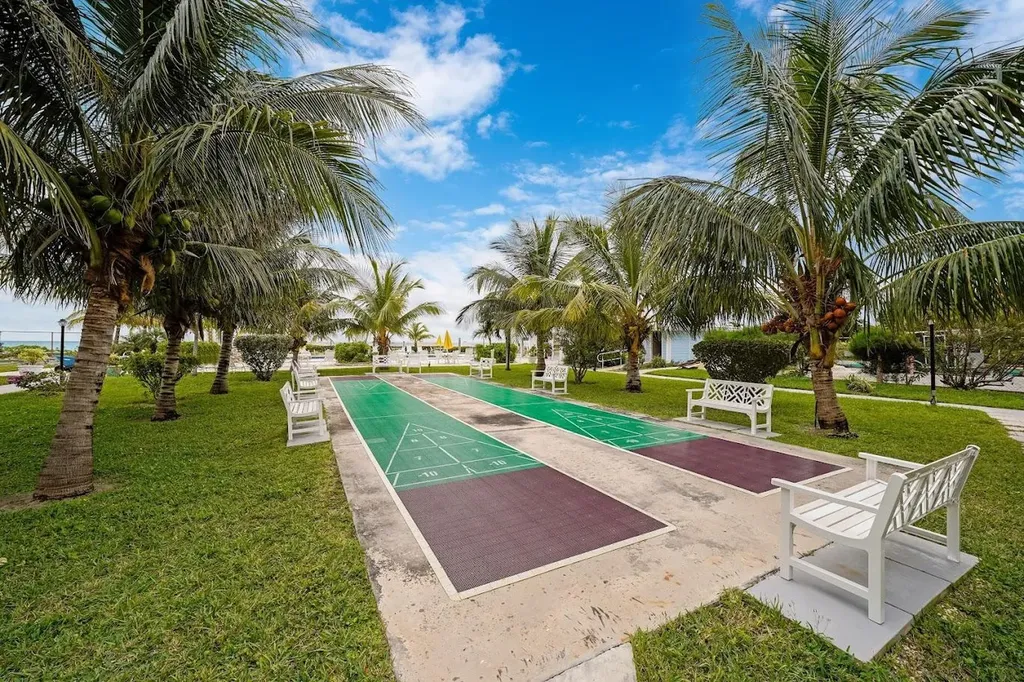 Coral Road Grand Bahama Freeport BS