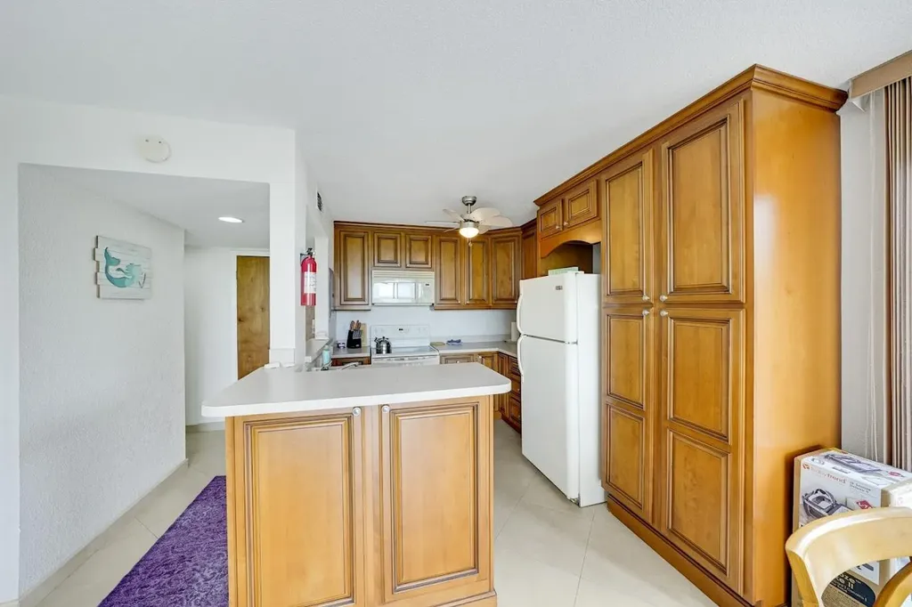 Coral Road Grand Bahama Freeport BS