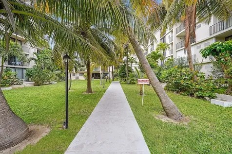 Coral Road Grand Bahama Freeport BS