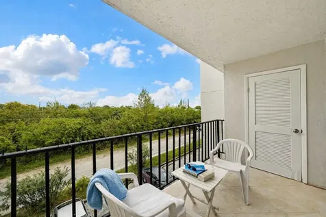 Coral Beach, Lucaya Grand Bahama Freeport BS
