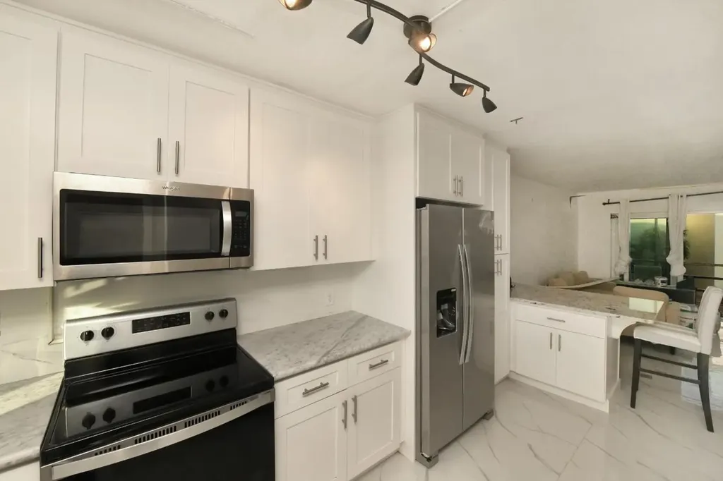 Bahama Reef Boulevard Grand Bahama Freeport BS