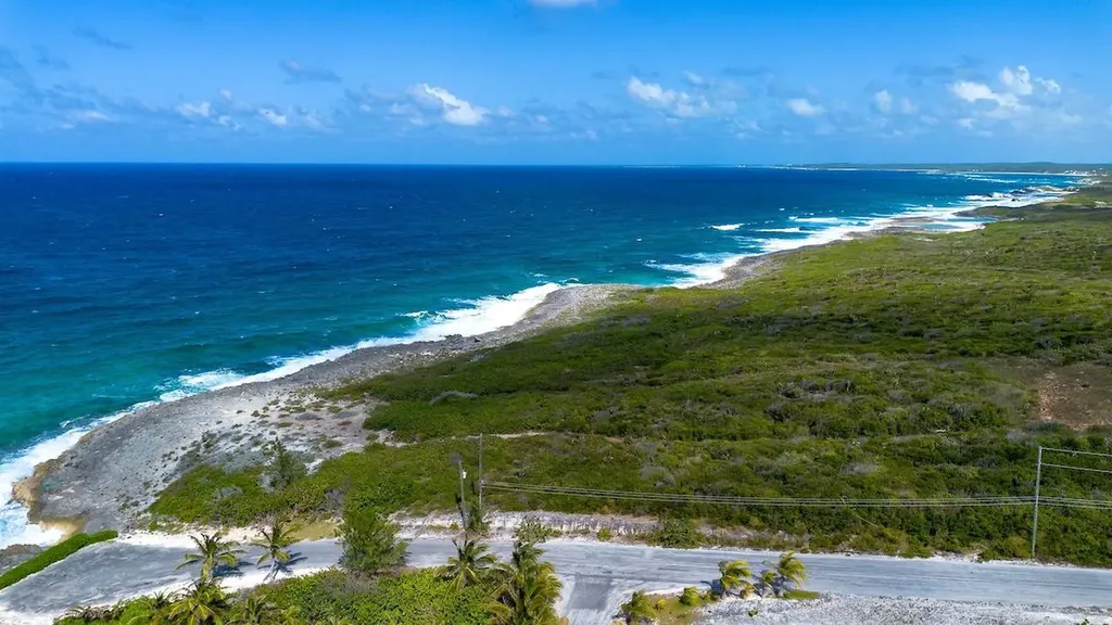 Hamilton's Waterfront Lot Long Island BS