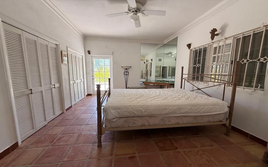 Kemps Bay Beachfront Andros BS