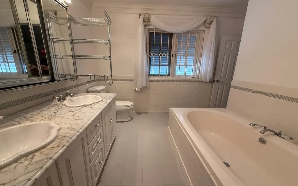 Kemps Bay Beachfront Andros BS