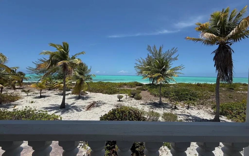 Kemps Bay Beachfront Andros BS