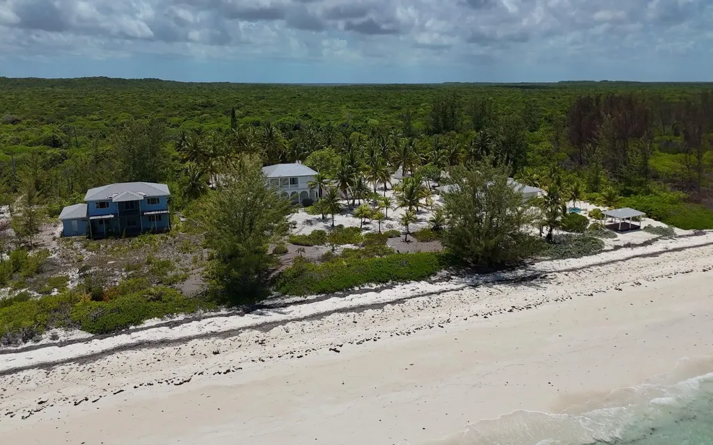 Kemps Bay Beachfront Andros BS