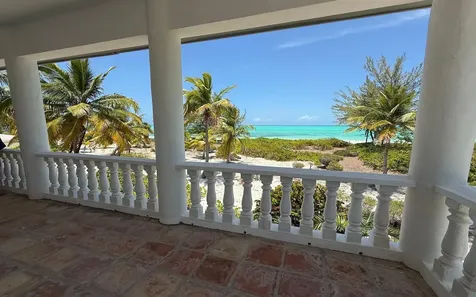 Kemps Bay Beachfront Andros BS