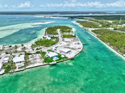 Treasure Cay Canal Lot 4 Abaco BS