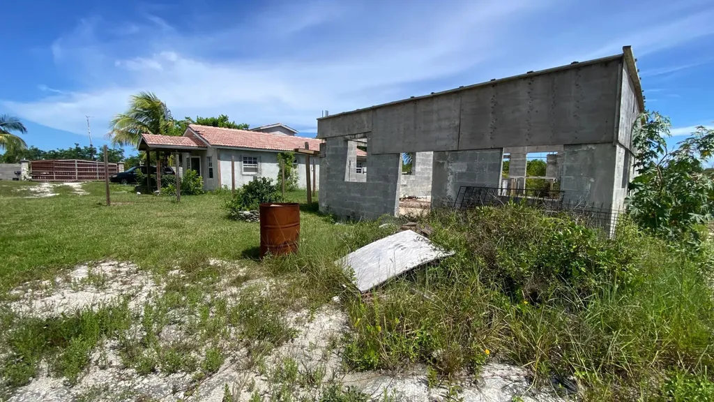 Lucayan Glenn Grand Bahama Freeport BS