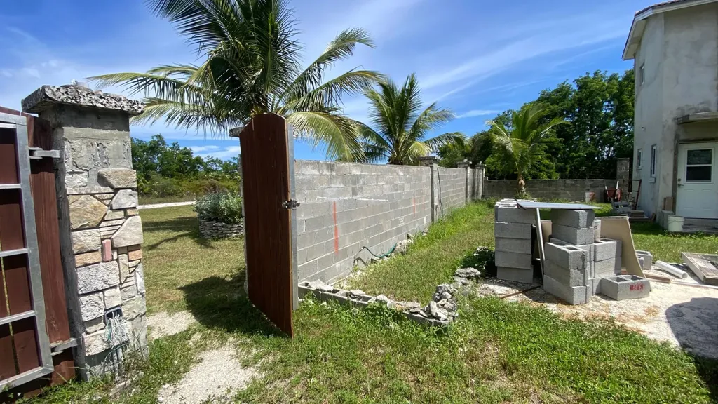 Lucayan Glenn Grand Bahama Freeport BS