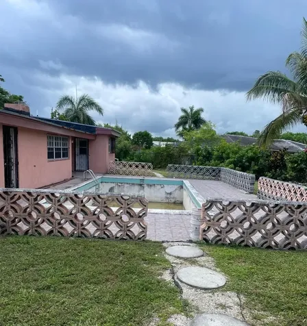 Increase Way 14 Grand Bahama Freeport BS