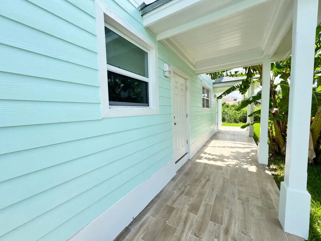 Oyster Road 358 New Providence Paradise Island BS