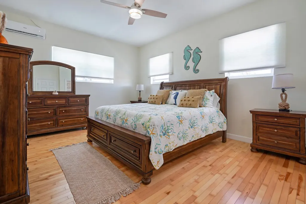 Oyster Road 358 New Providence Paradise Island BS