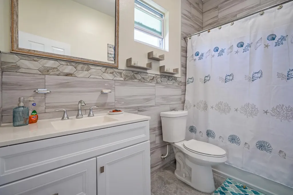 Oyster Road 358 New Providence Paradise Island BS