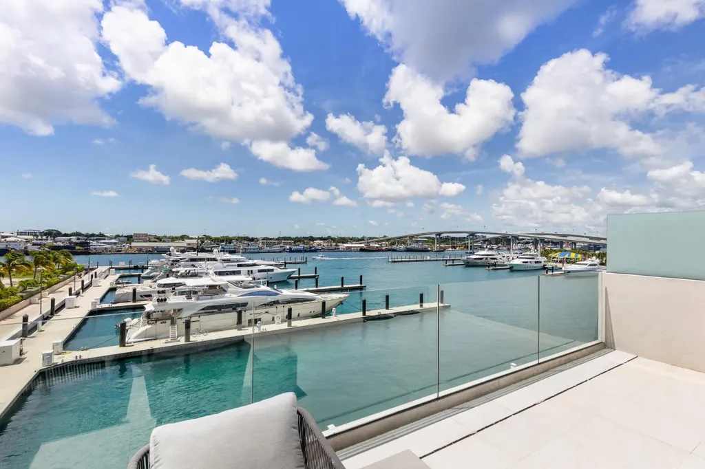 Sterling Commons East New Providence Paradise Island BS